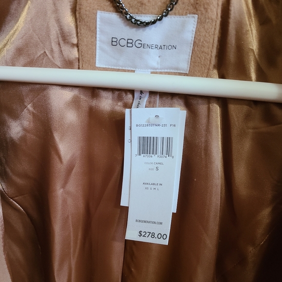 Womens BCBG coat - Picture 3 of 4